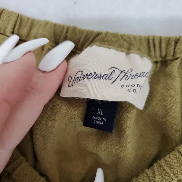 Universal Thread Green Tank Top Blouse Tied Bow Detail Elastic Bustline Size XL - Picture 9 of 9